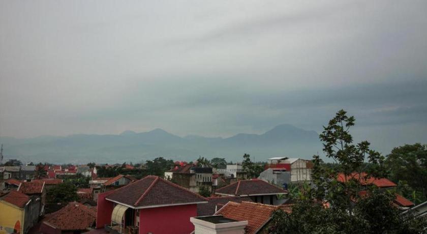 Super Oyo Capital O 483 Tamansari Panoramic Bandung Hotel Buitenkant foto